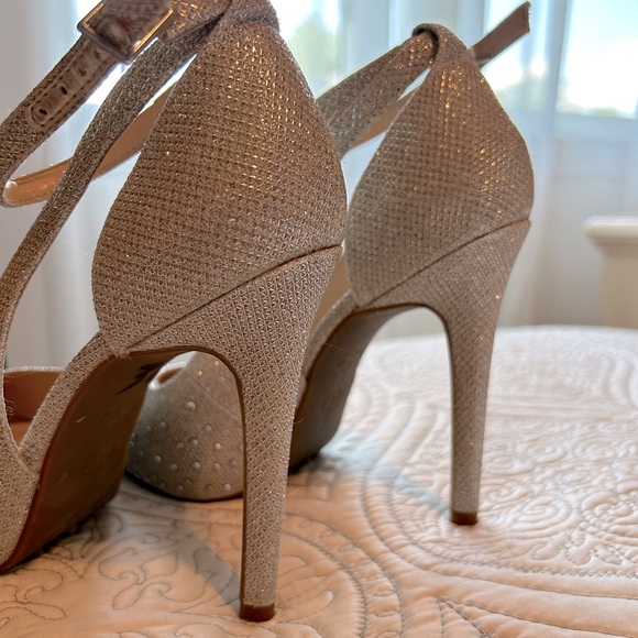 Jessica Simpson Rhinestone Pumps - Picture 3 of 6